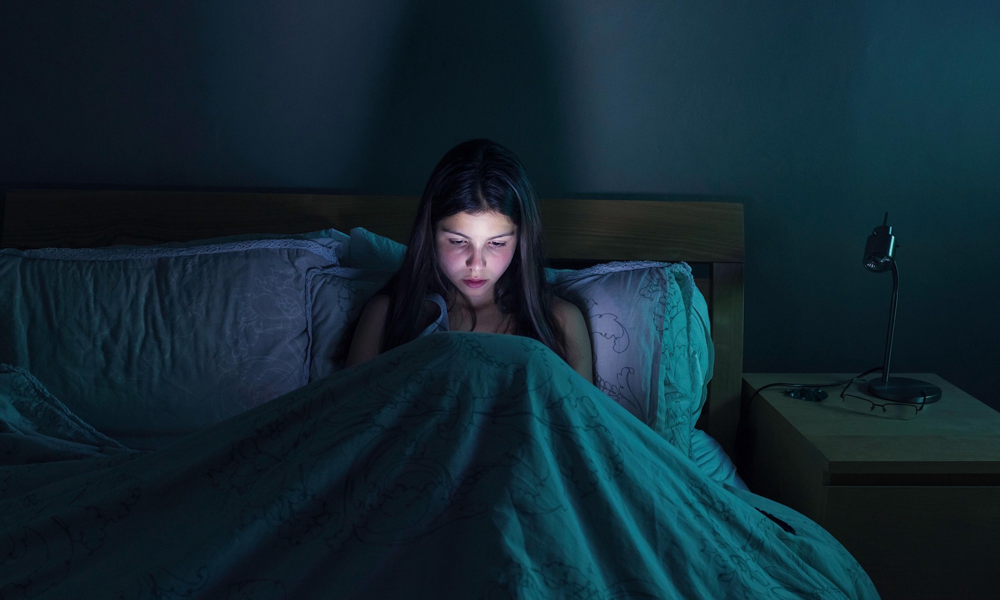 Blue light and sleep problems