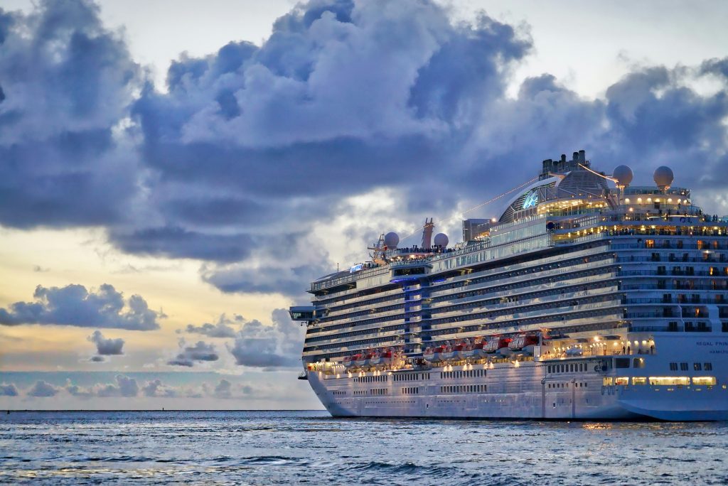 What's the Difference Between a Ferry and a Cruise? 1 What’s the Difference Between a Ferry and a Cruise?
