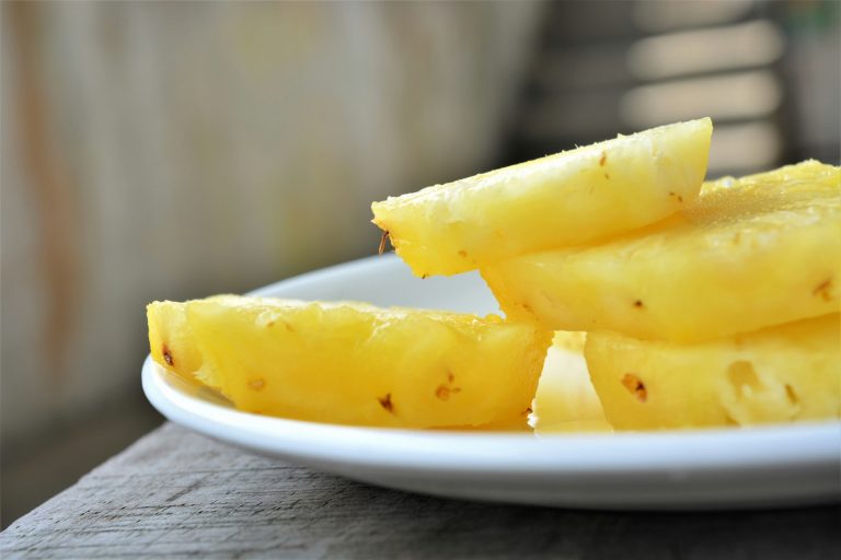 15 Best Health Benefits of Pineapple for Men