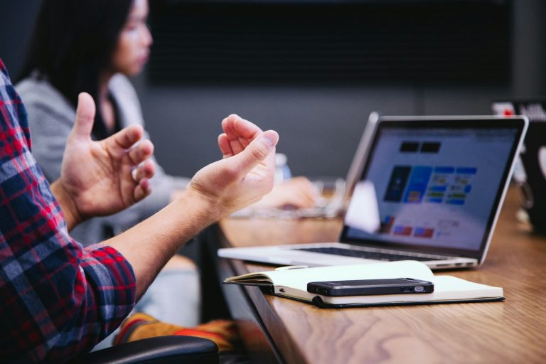 10 Types of Work Environments You Should Avoid if You Cherish Independence