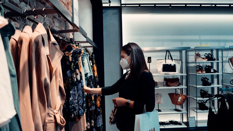 11 Types of Shopping Deals You Should Avoid if You’re Trying to Be Frugal
