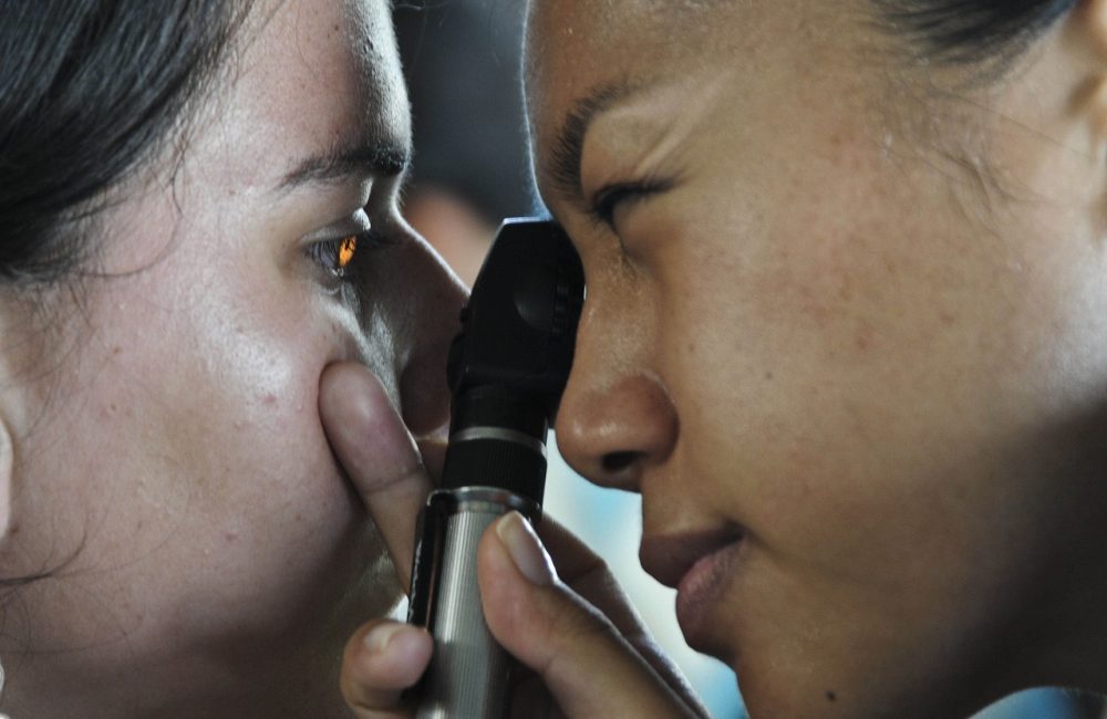 optometrist, doctor, patient