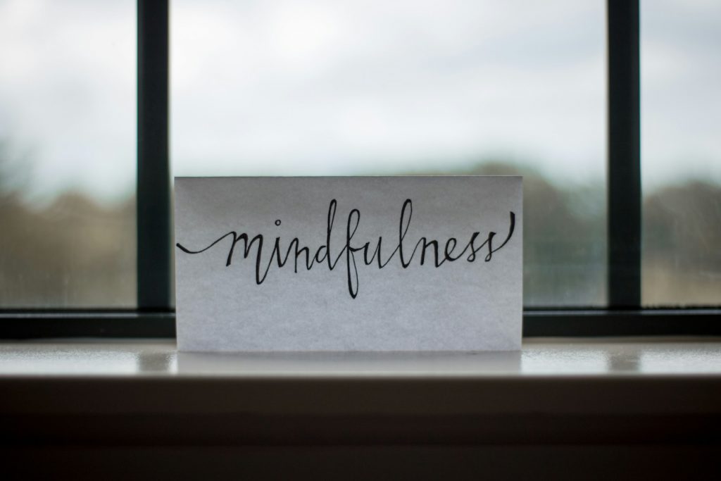 What’s the Difference Between Mindfulness and Awareness?