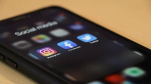 14 Types of Social Media Content You Should Avoid if You Seek Positivity