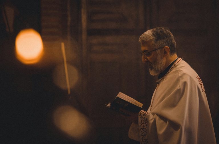 What are the differences between a pastor and a priest?