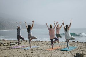 What’s the Difference Between a Wellness Coach and a Nutritional Counselor?