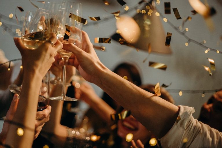 14 Types of Parties You Should Avoid if You Don’t Enjoy Large Gatherings