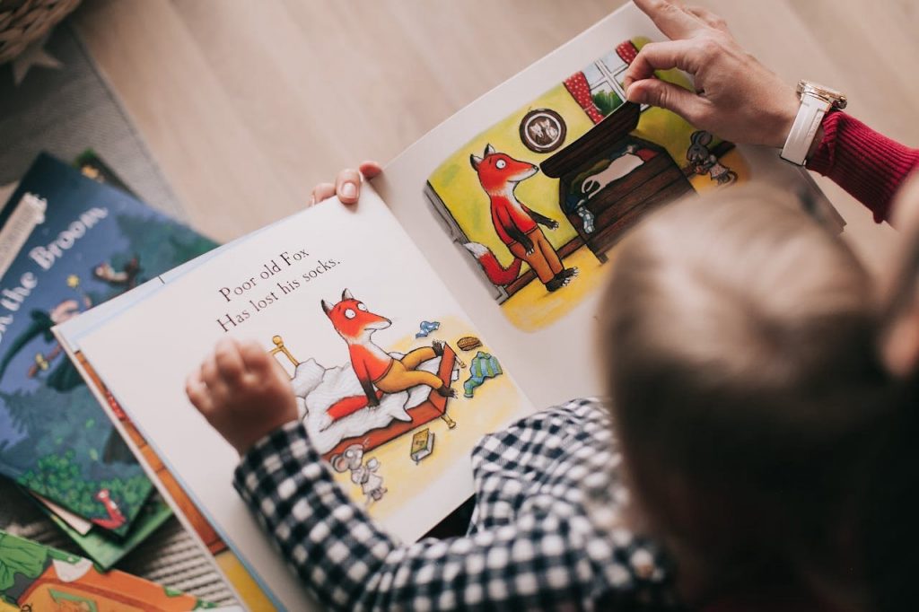 How Do You Encourage Your Child to Be Curious and Seek Knowledge Continuously?