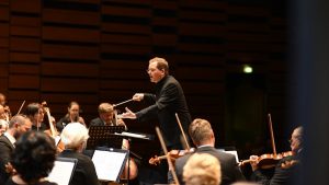 What’s the Difference Between a Symphony and an Orchestra?
