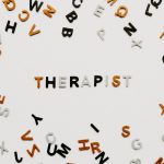 What’s the Difference Between a Speech Therapist and a Language Pathologist?