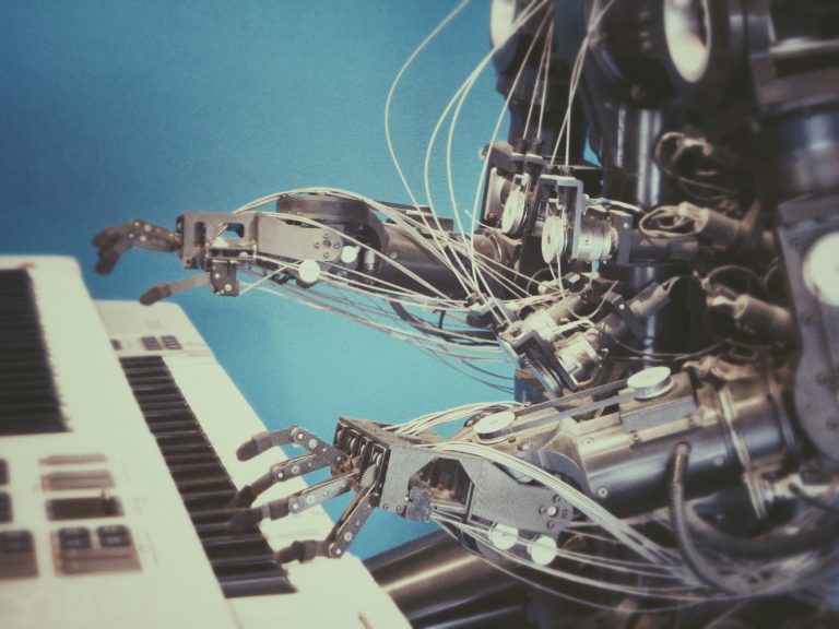What’s the difference between Machine Learning and AI?