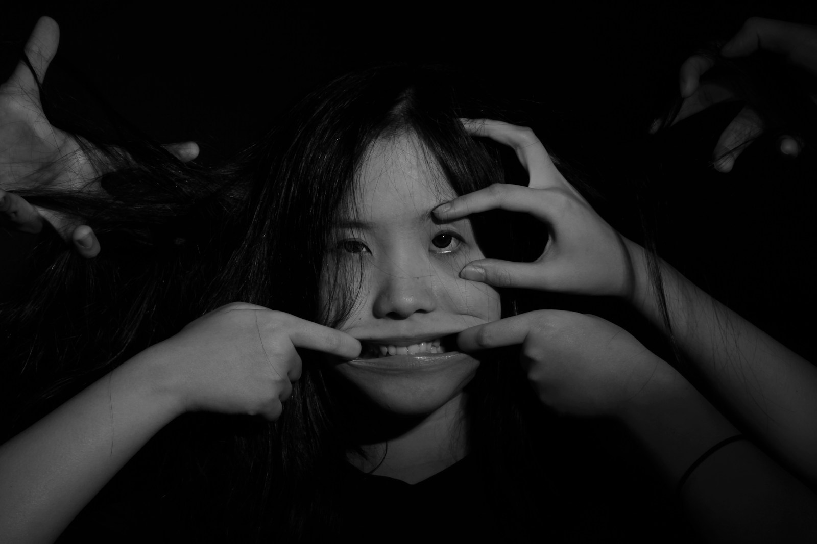 What's the Difference Between a Psychopath and a Sociopath? 1 grayscale photography of woman