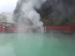 15 Best Places to Visit for Geothermal Pools
