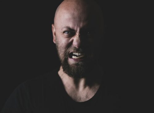 man in black crew neck shirt