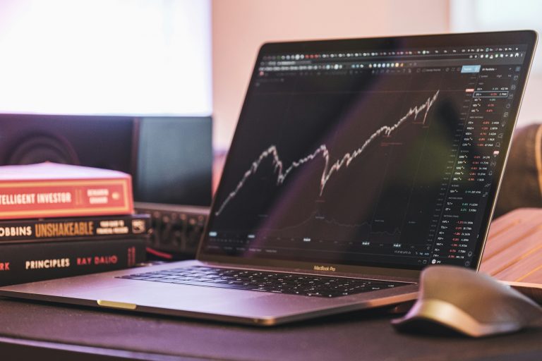 What’s the difference between a Ponzi scheme and a pump and dump scheme?