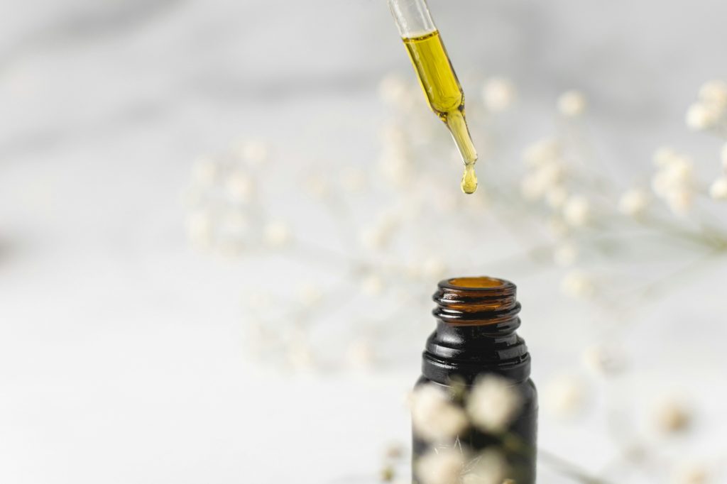 10 Essential Oils and Their Benefits for Hair Loss Prevention 1 10 Essential Oils and Their Benefits for Hair Loss Prevention