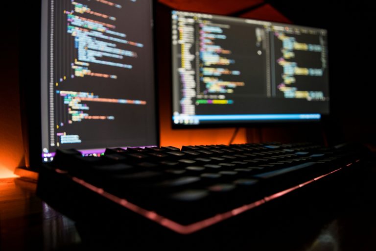 11 Types of Software You Should Avoid if You’re Not Tech-Savvy