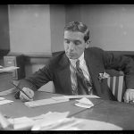 How to recognize and avoid a Ponzi scheme