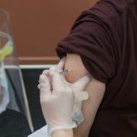 Pros and cons of flu vaccinations for immune system protection