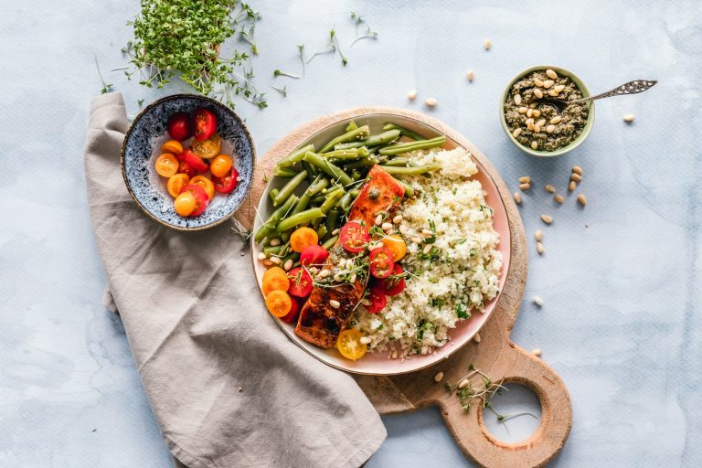 20 Benefits of Quinoa – The Complete Protein Supergrain