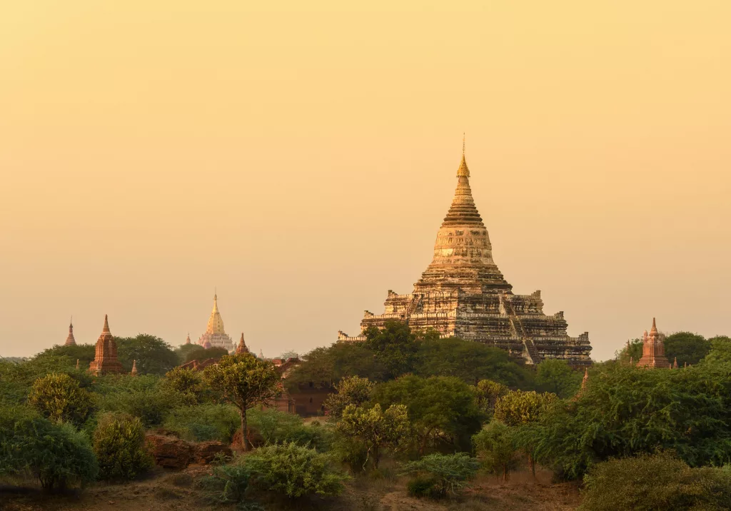 15 Most Stunning Ancient Ruins to Explore Around the World 13 pexels munzir 1936997 3560161