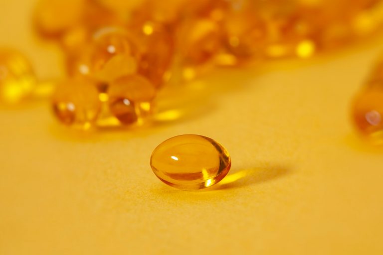 10 Essential Vitamins and Minerals for Hair Regrowth Post-Transplant
