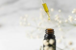 Pros and Cons of CBD Oil for Pain Management