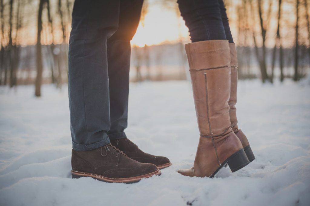 Why Do Women Prefer Taller Men? 1 Why Do Women Prefer Taller Men?