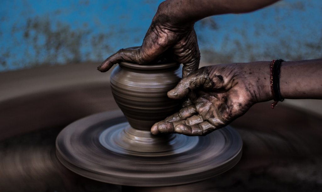 12 Best Places for Learning Pottery