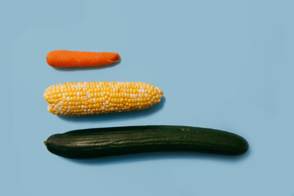 Does the Penis Get Smaller With Age? 1 Does the Penis Get Smaller With Age?