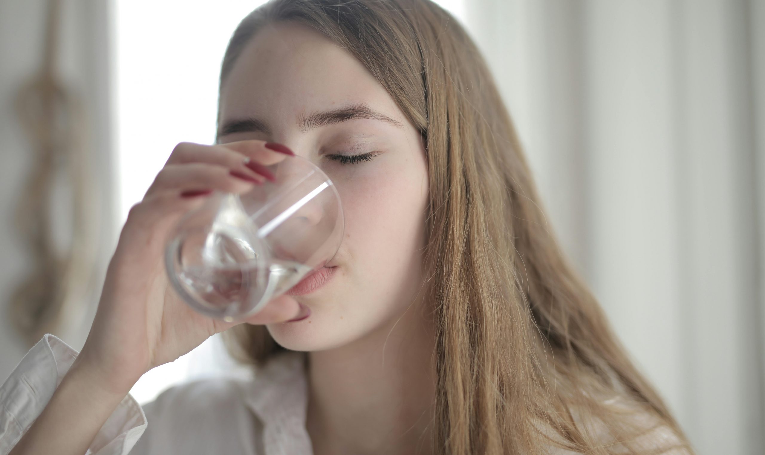 Is Drinking Water First Thing in the Morning Good for You? 1 pexels olly 3830856 scaled