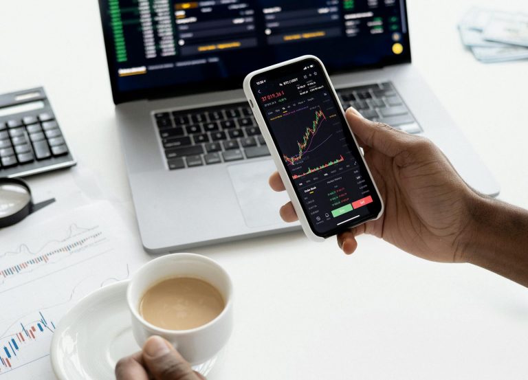 What’s the difference between a bull market and a bear market rally?