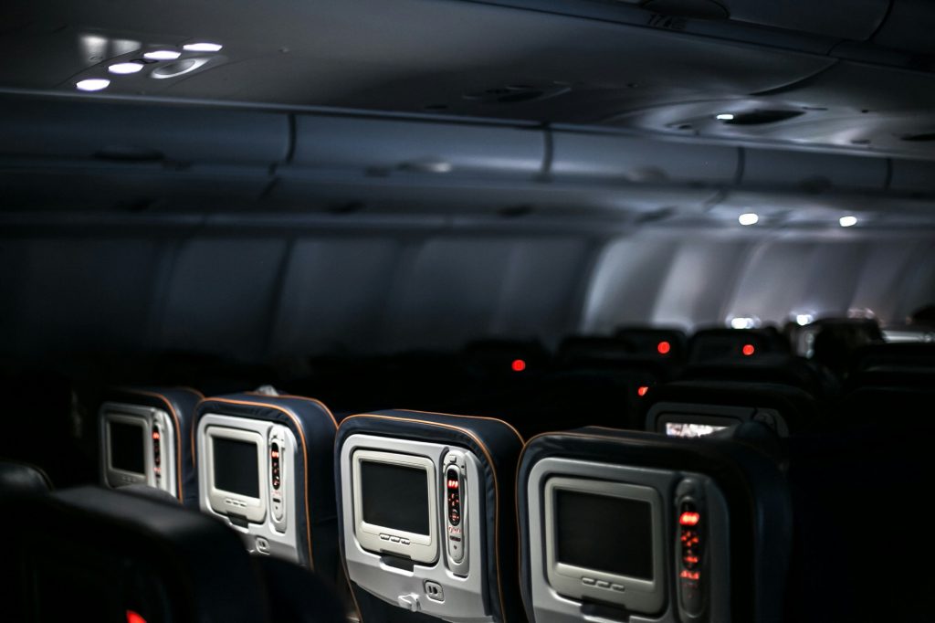 Is It Safe to Travel on a Plane with a Newborn Baby? 1 Is It Safe to Travel on a Plane with a Newborn Baby?