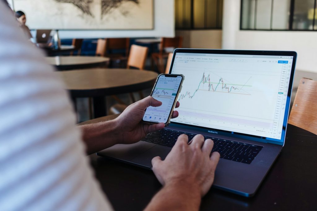 What's the difference between systematic risk and unsystematic risk? 1 What’s the difference between systematic risk and unsystematic risk?