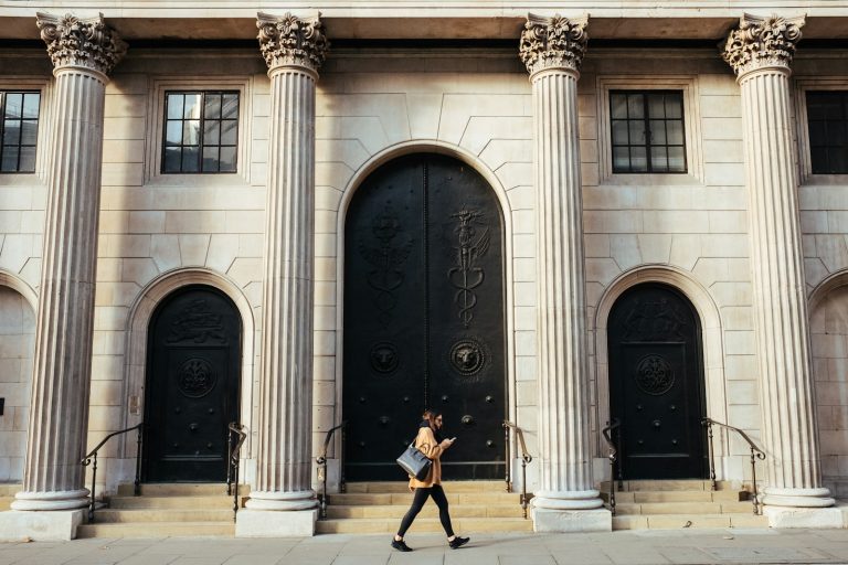 What’s the difference between a treasury note and a treasury bond?