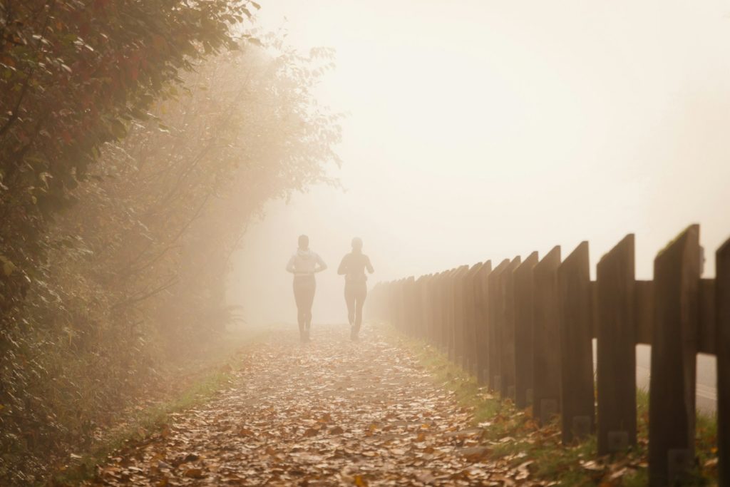 12 Benefits of Jogging Early in the Morning