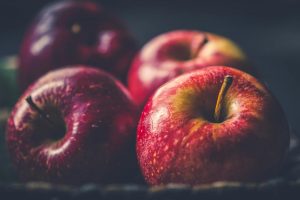 20 Amazing Health Benefits of Apples
