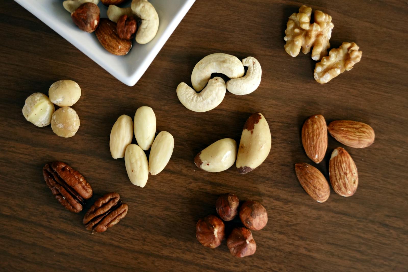 17 Foods That Promote Fertility in Older Women and Reduce the Risk of Miscarriage 1 nuts