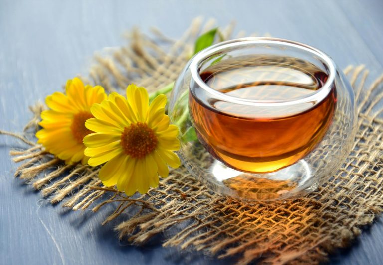 15 Best Teas for Radiant Skin Health and Detoxification