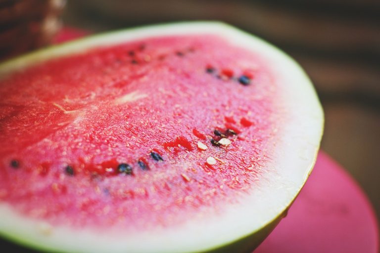 15 Best Health Benefits of Watermelon for Women