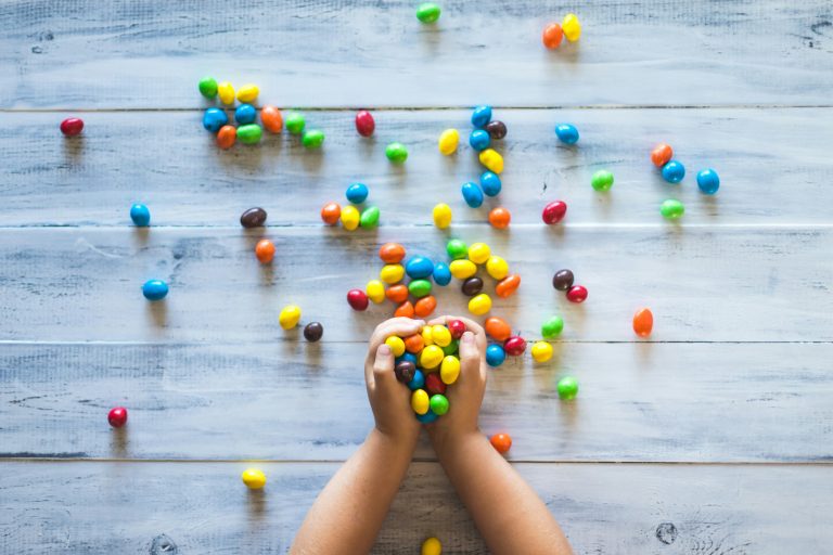 How to Encourage Healthy Eating in Toddlers Who Prefer Junk Food
