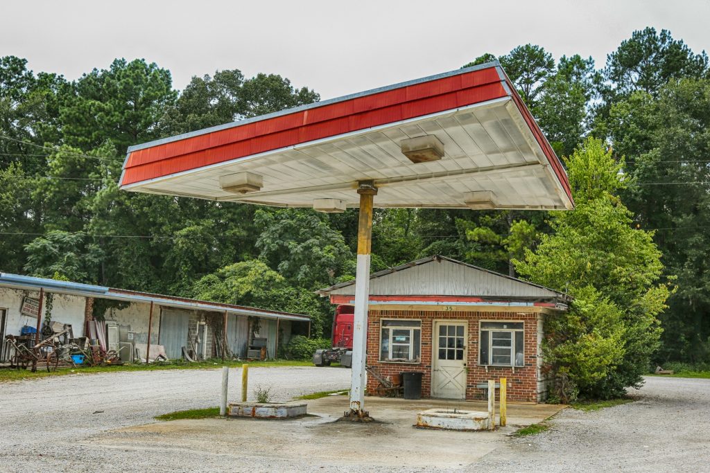 Why is Mississippi So Poor? 1 Why is Mississippi So Poor?