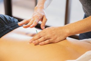 12 Natural Remedies to Alleviate Symptoms of Sweet’s Syndrome