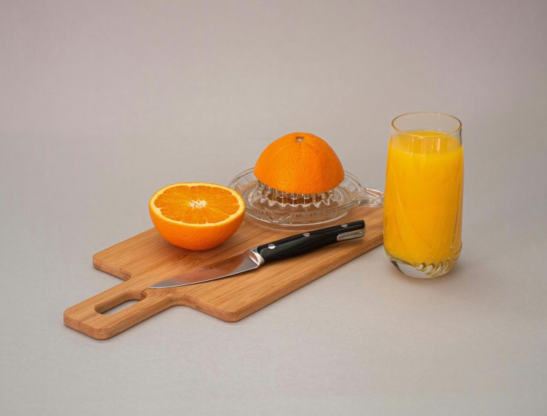 12 Best Fresh Juices for People Seeking a Vitamin Boost