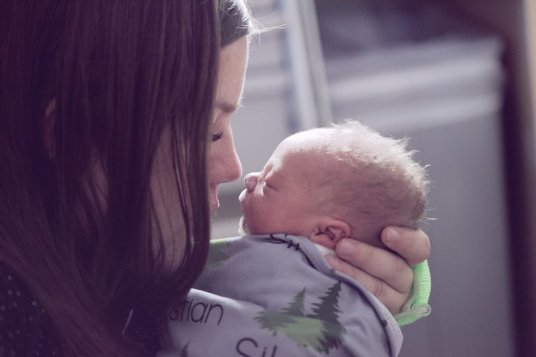 How to Efficiently Burp Your Baby for Better Digestion and Comfort