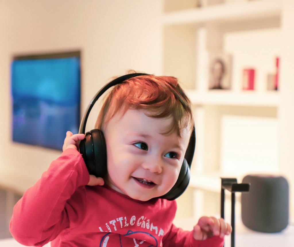 Why Babies Love Music: 5 Ways It Boosts Development 1 Why Babies Love Music: 5 Ways It Boosts Development
