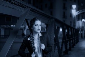 15 Self-Defense Tips & Precautions That All Women and Girls Should Know