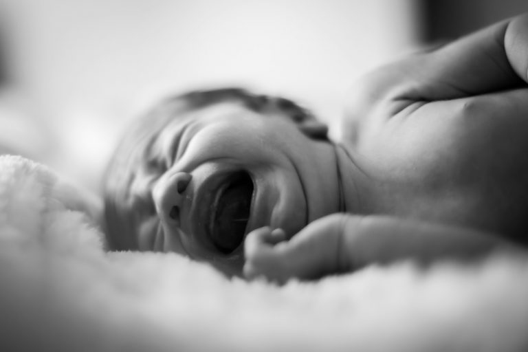 13 Signs of Overstimulation in Babies and How to Soothe Them