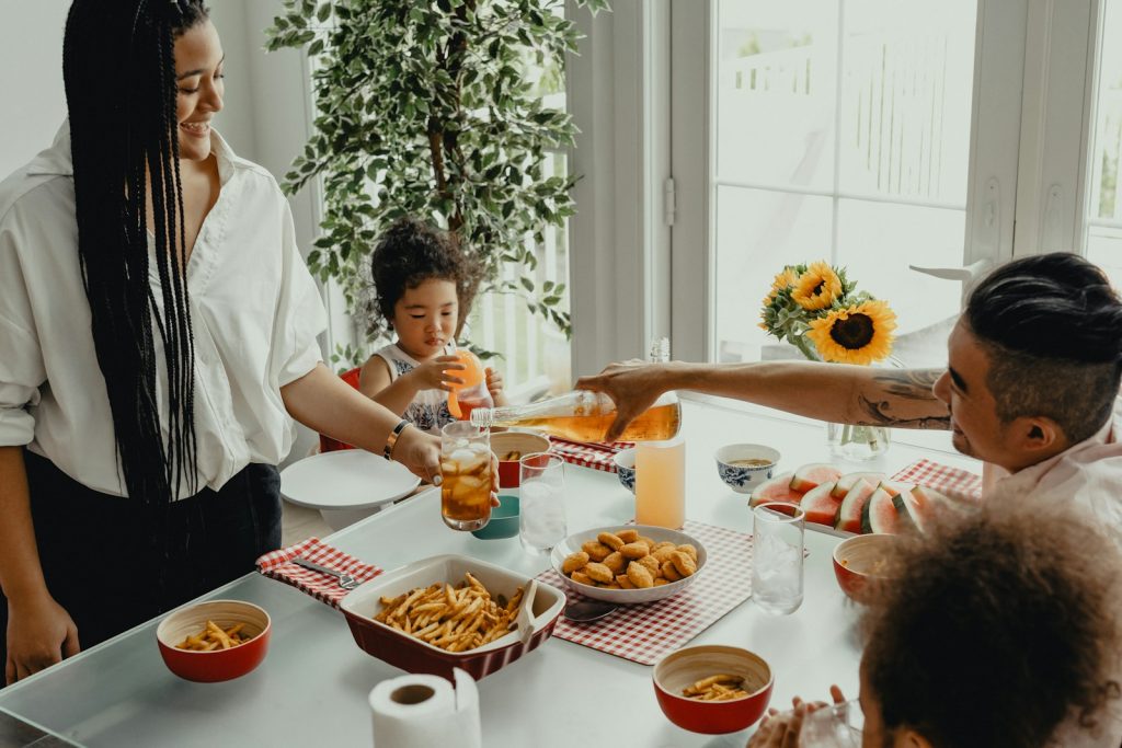 How to Introduce Your New Partner to Your Children After a Divorce 1 How to Introduce Your New Partner to Your Children After a Divorce