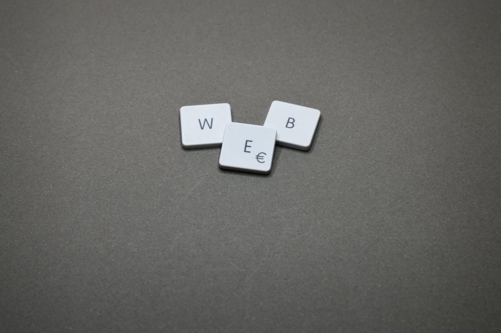 What’s the Difference Between the Surface Web, the Deep Web, and the Dark Web?